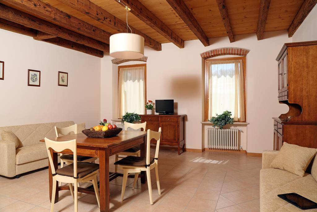 Residence Borgo Mondragon Лацизе Номер фото